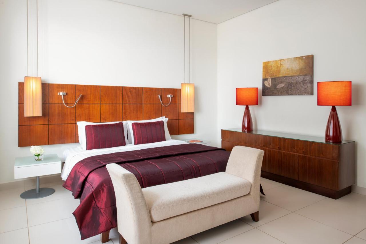 ฟราเซอร์ สวีทส์ โดฮา Aparthotel ภายนอก รูปภาพ