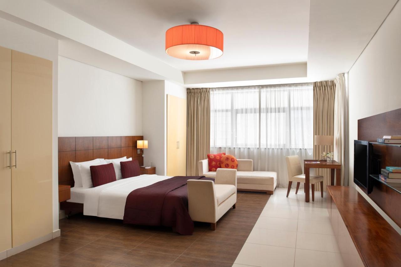 ฟราเซอร์ สวีทส์ โดฮา Aparthotel ภายนอก รูปภาพ A bedroom